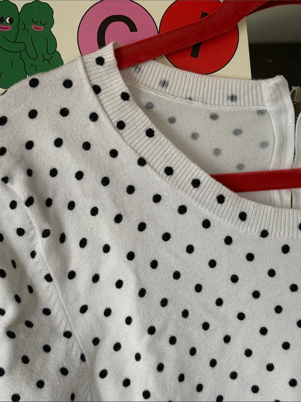 SIMONS White Polka Dot Knit Top 🤍🖤